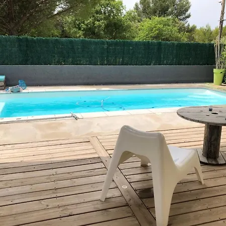 Appartamento Avec Piscine Dans Joli Village Salinelles